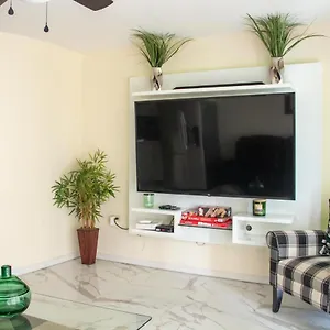 https://cdaview-apartment-suite.comcaribbean.com