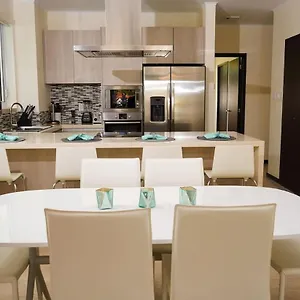 https://spectacular-apartment-in-levent-eagle-beach.comcaribbean.com