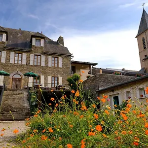 Logis - Des Lauriers - Et Restaurant Hotel